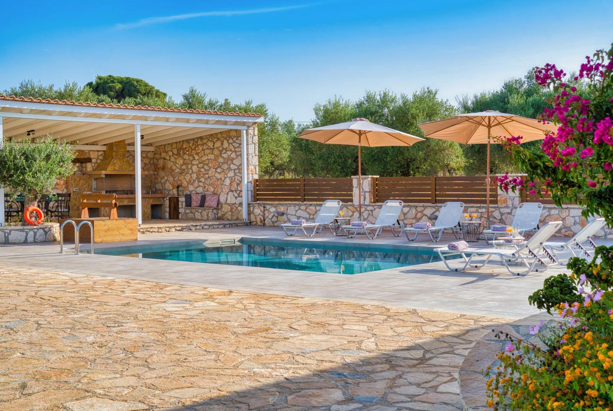 Astarte Villas - Astra Private Villas With Pool Vasilikí Exterior foto